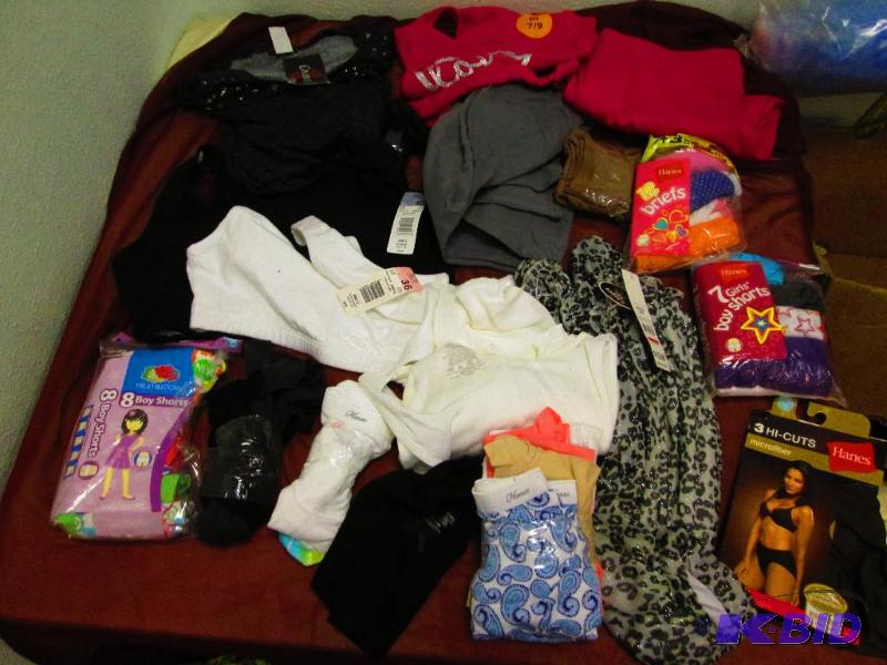 lot 75 image: Assorted ladies clothing all new, most with t...