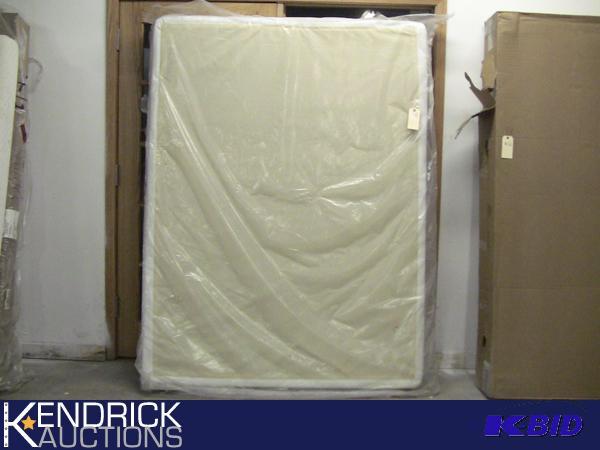 lot 50 image: New Queen Sized Box Spring