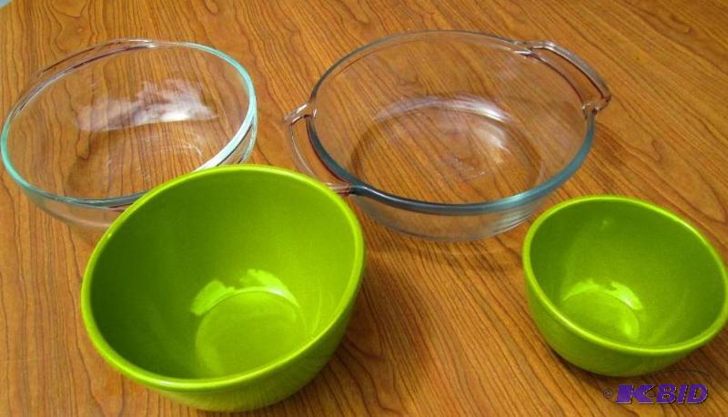 Pyrex, Anchor Hocking and other serving bowls...
