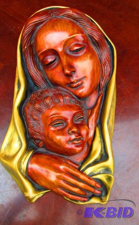 Beautiful mother and child wall hanging by Go...
