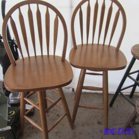 Swivel Stools