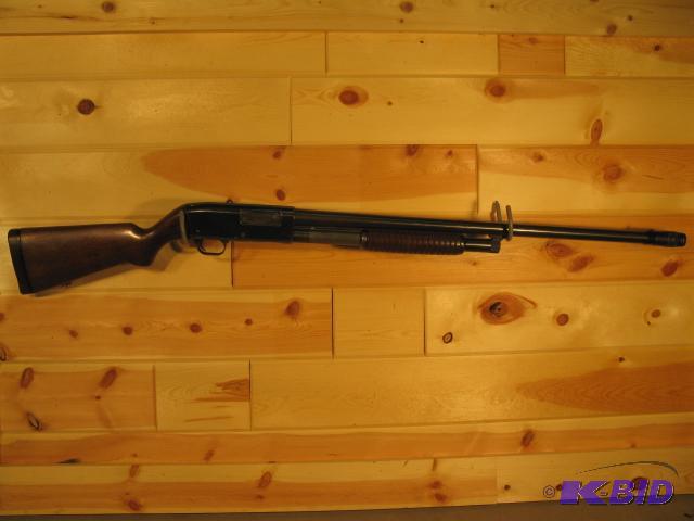 lot 10 image: WesternField 40N 12 gauge 2  with multi choke...