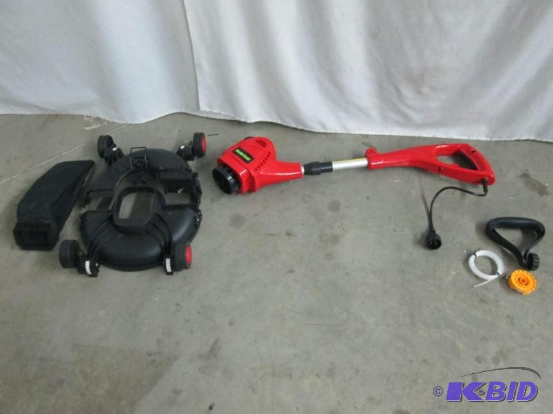 lot 26 image: Master Craft Convertible Electric Trimmer & Edger