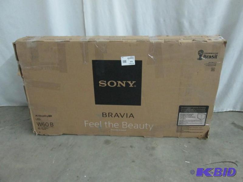 lot 42 image: Sony 40 1080p LED Smart TV w Built in Wi-Fi