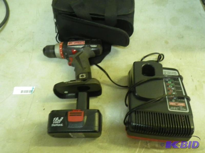19.2V drill, works...