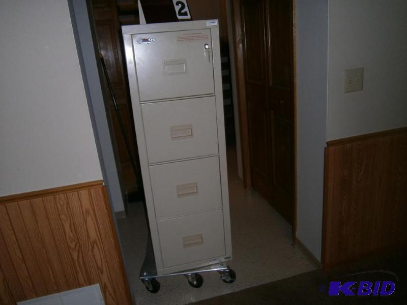 Fire King 4-drawer fireproof cabinet with loc...