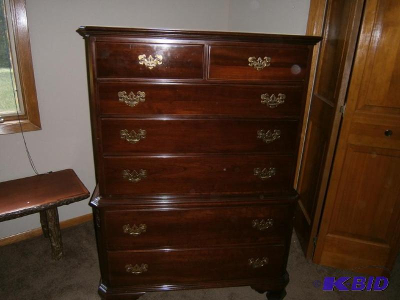 4-piece bedroom set, matching, two nightstand...