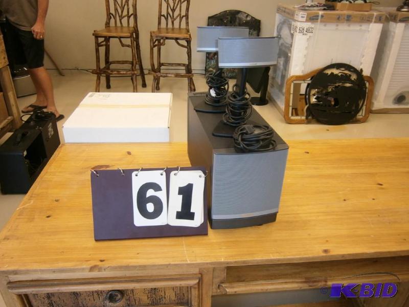 (3) Bose speakers....