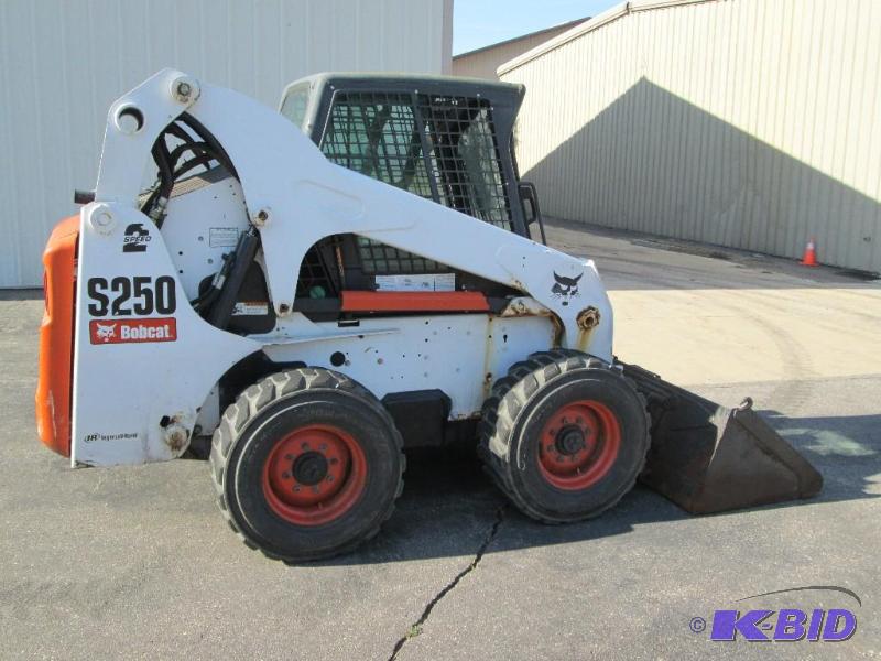 Bobcat S250