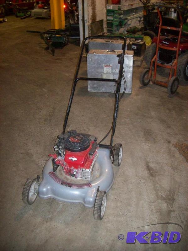 lot 11 image: MTD Walk Behind Lawn Mower