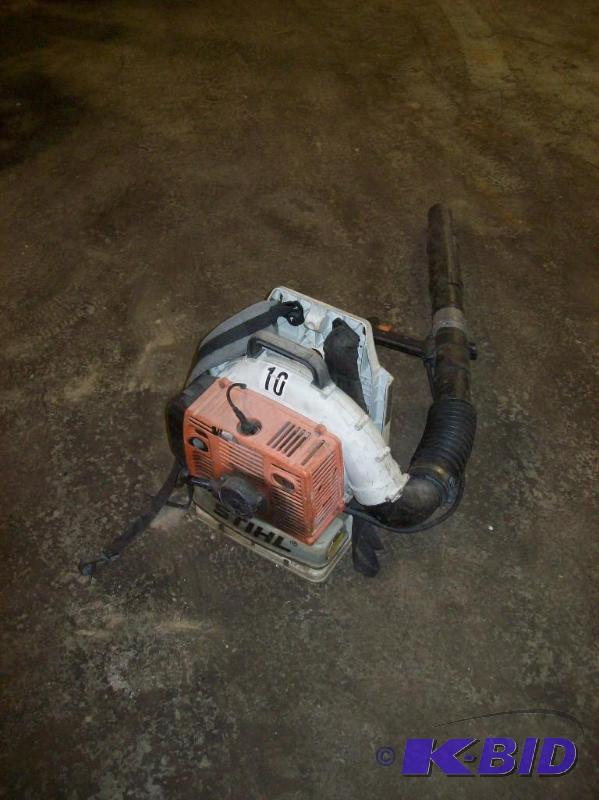 lot 12 image: Stihl Back Pack Blower