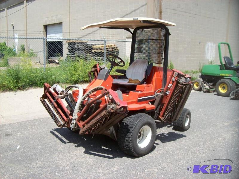 lot 2 image: Jacobsen LF3810 Commercial Reel Lawn Mower