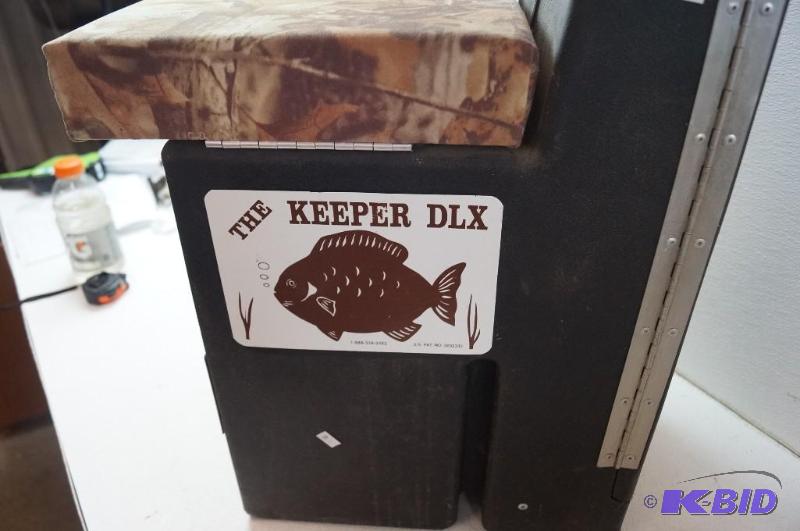 The Keeper Dlx Chair