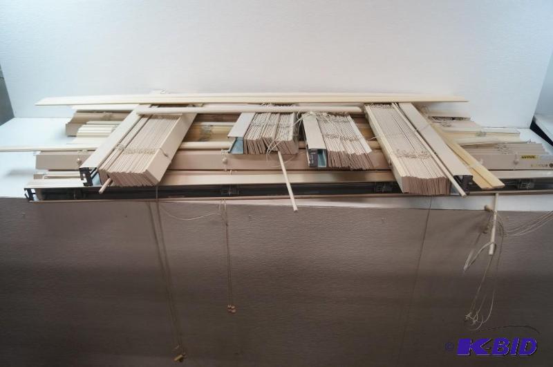 Hunter Douglas Wood Blinds