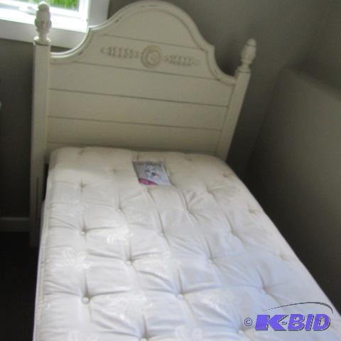 Twin Bed