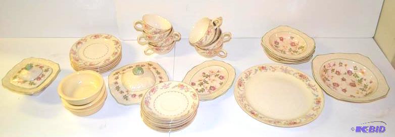 lot 103 image: Rose Bud Chintz Salem China floral design ...