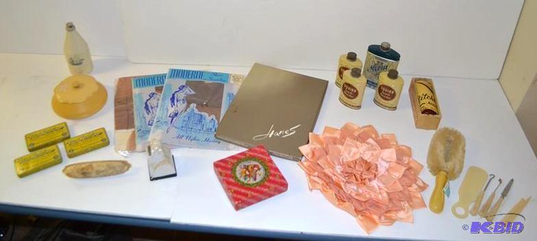 lot 108 image: Vintage collectible items.  1966 &quotThe ...