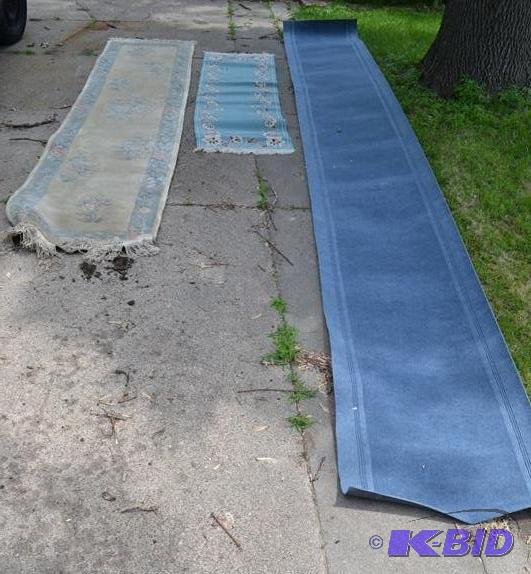 lot 140 image: Carpet and Stair Runners