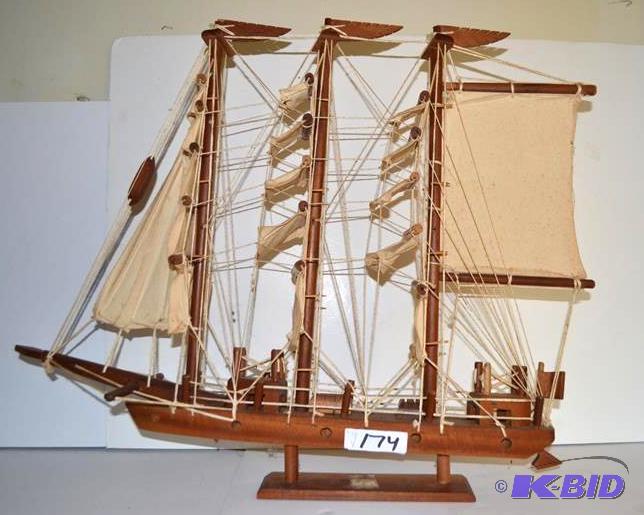 lot 174 image: Model Sailing Ship