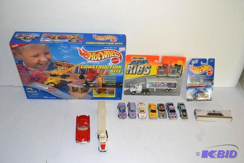 lot 176 image: Matchbox Hot Wheels