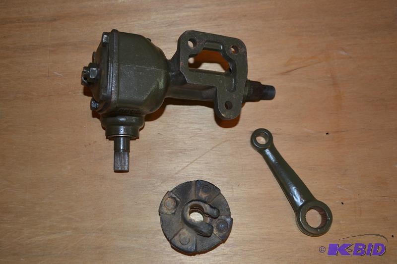 lot 187 image: 1971 Army Jeep Steering