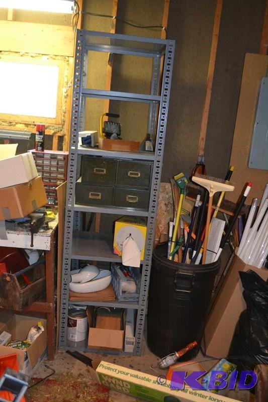 lot 209 image: Metal Shelving Unit