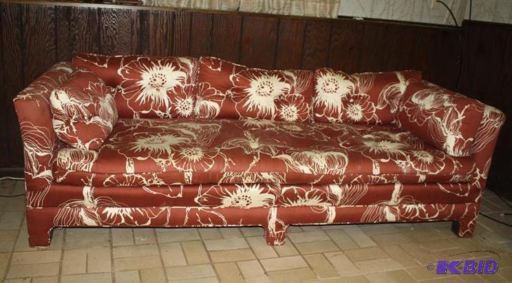lot 228 image: Traditional Couch