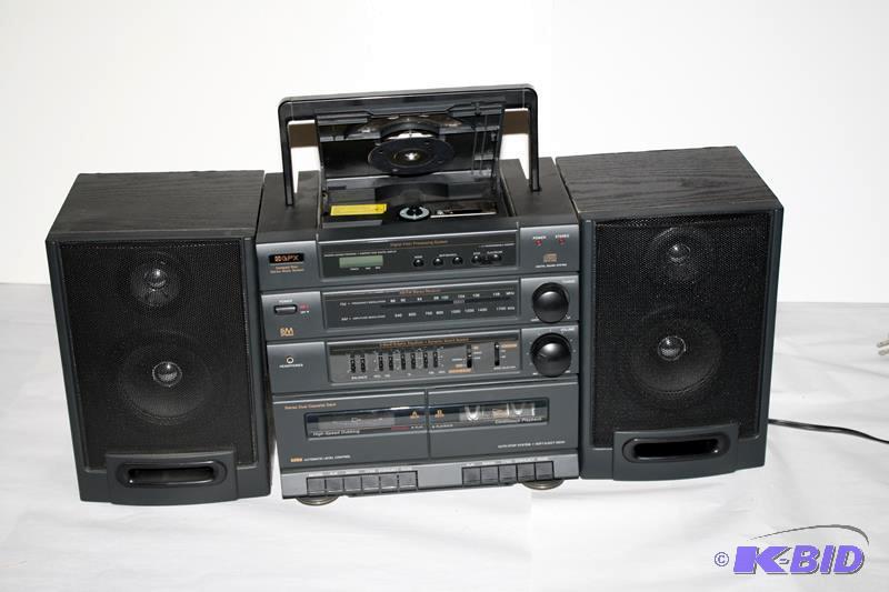 lot 236 image: Compaq Disc Stereo System