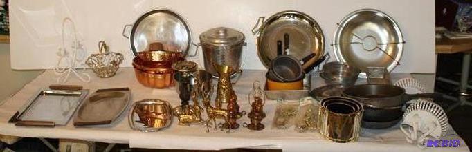 lot 247 image: Vintage Kitchen Wares Wall Decor
