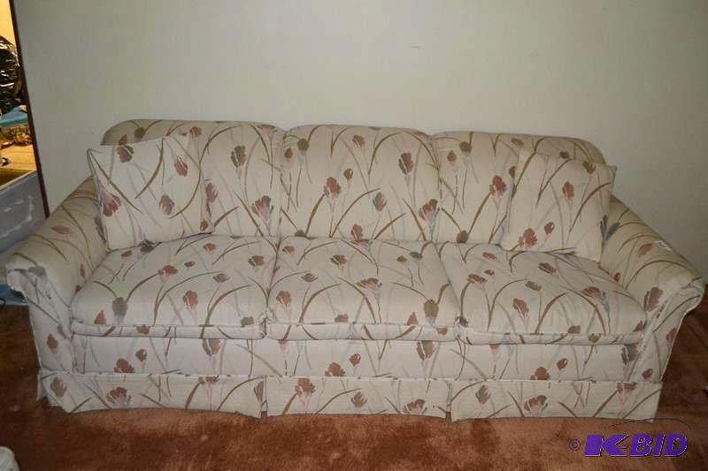 lot 268 image: Upholstered Hide-a-bed
