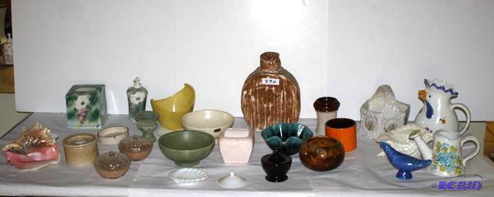 lot 290 image: Red Wing, Hull, Haeger, Other pottery