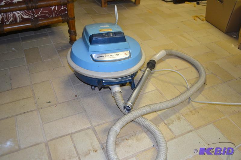 lot 315 image: Hoover Celebrity Vacuum