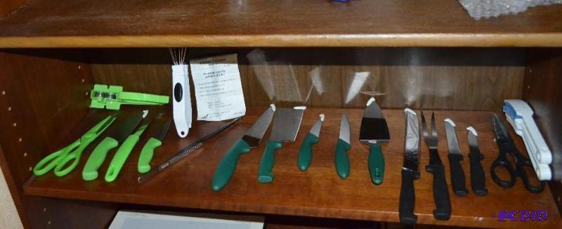 lot 328 image: New Cutlery