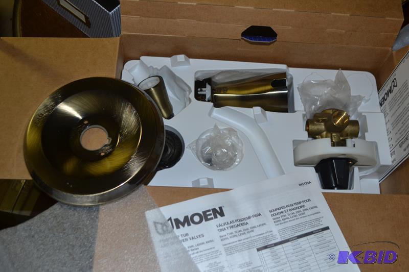 lot 334 image: Brass TubShower Faucet New