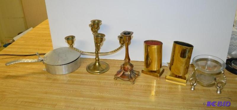 lot 456 image: Silent Butler, Brass items