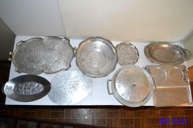 lot 68 image: Lot of &nbspHandcrafted aluminum trays inclu...