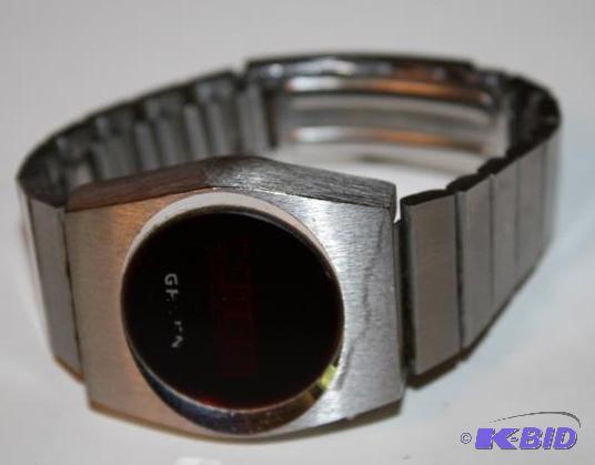 lot 71 image: Vintage Gruen digital watch- these retro or o...