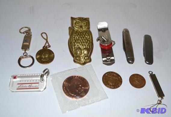 lot 81 image: Vintage Hamms Beer bottle opener, JF Kennedy...