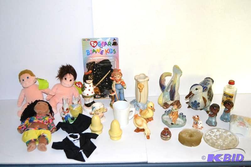 lot 87 image: DEPRESSION ERA AND VINTAGE  Lefton ceramic du...