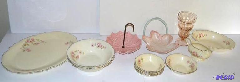 lot 90 image: Homer Laughlin Virginia Rose china four sm...