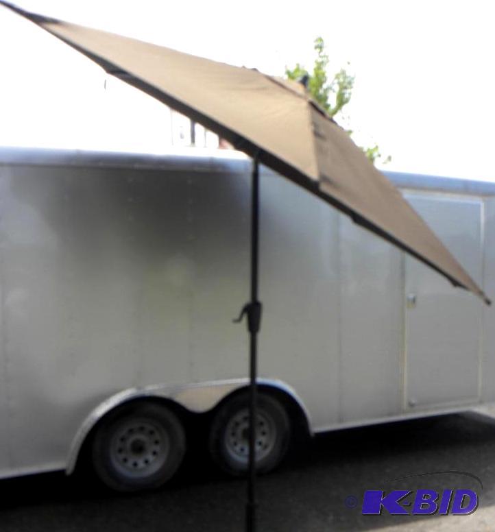 lot 13 image: 9 Deluxe Market Umbrella, brown, 8 steel rib...