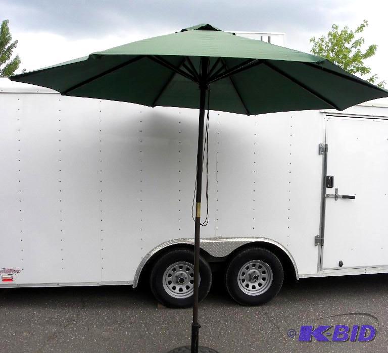 lot 35 image: 9-ft Market Umbrella, hunter green, 1 12&quo...