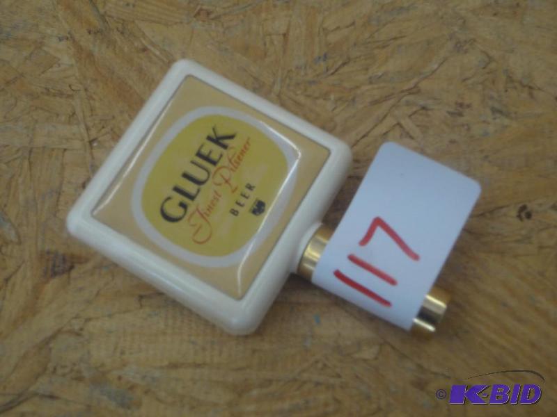 lot 117 image: Gluek Finest Pilsner Beer Tap Handle...