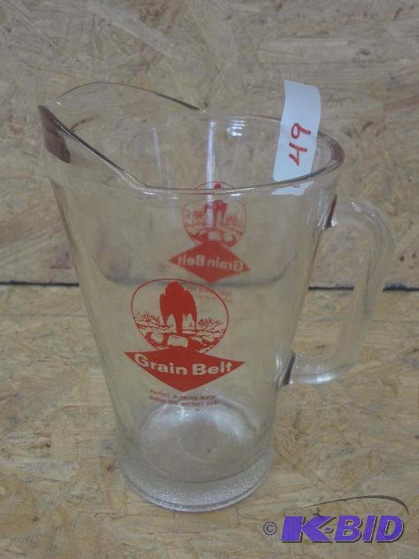 lot 49 image: Grain Belt Glass Beer Pitcher...
