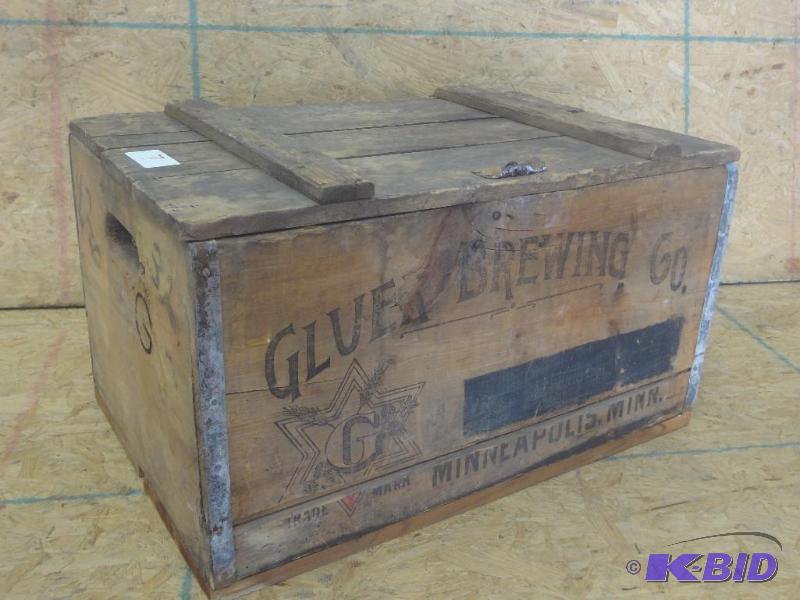 lot 7 image: Gluek Minneapolis MN Wooden Quart Bottle Case...