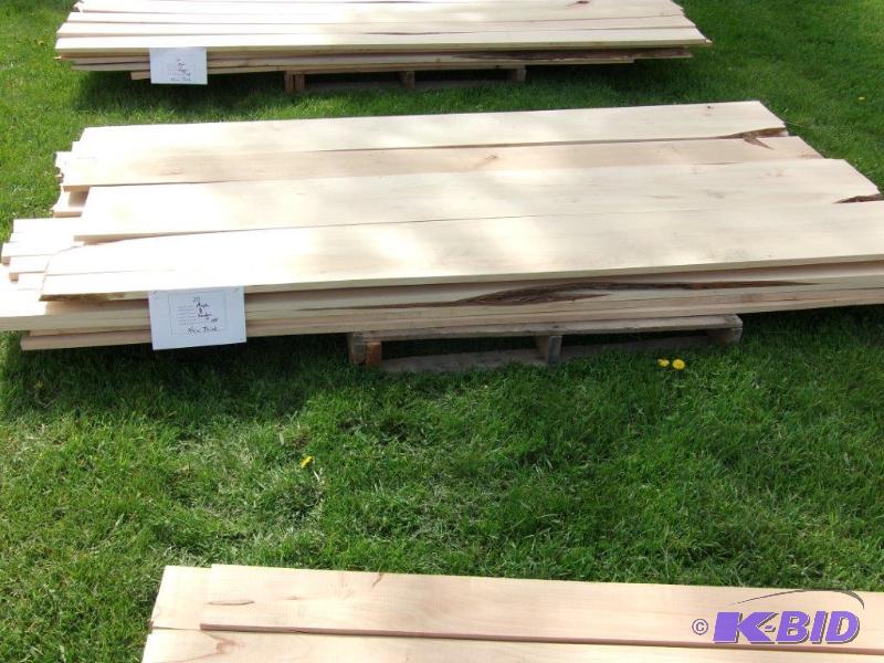 lot 20 image: Maple