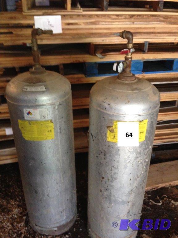 lot 64 image: tanks