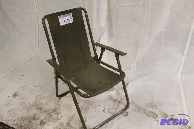 Folding Lawn chair. Metal frame with canvas b...