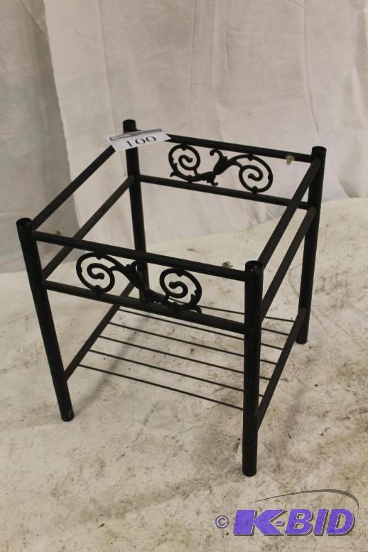 Black Metal Frame for patio table. Needs top ...