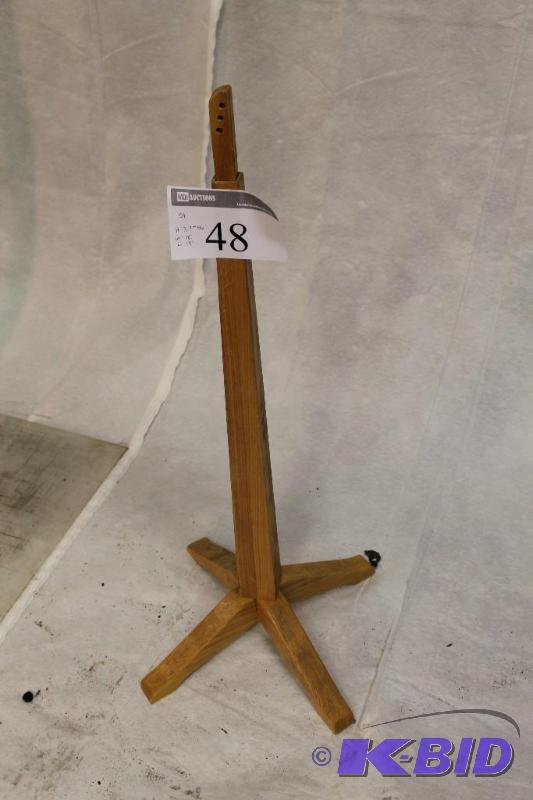 Wooden music stand base extends from 37&quot...
